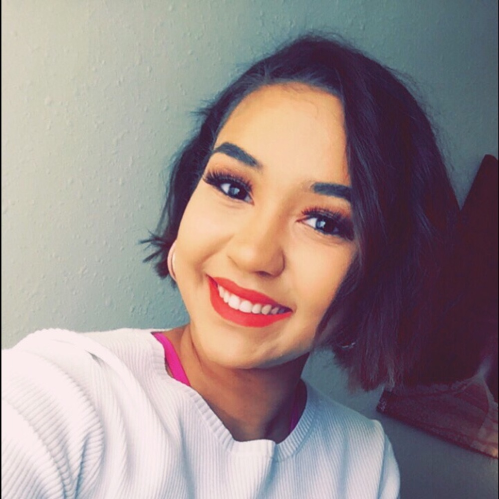 Meet your Posher, Sierra